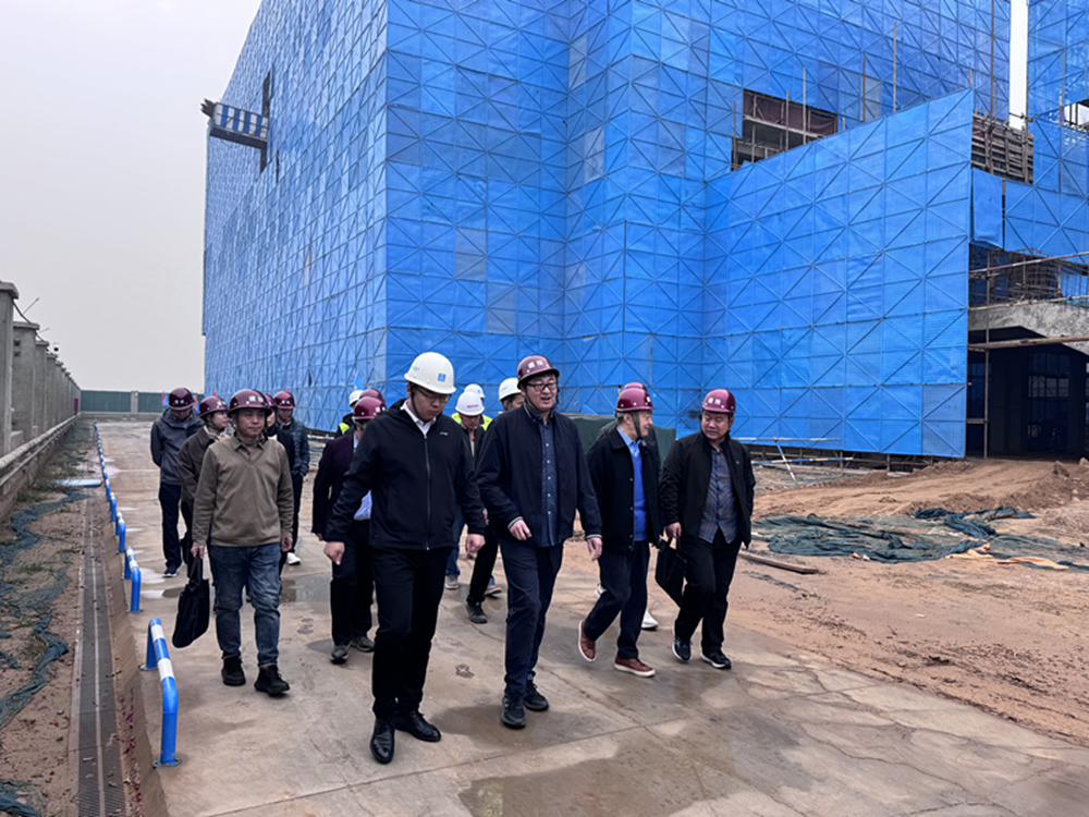 鄭州市建設投資集團有限公司黨委委員、紀委書(shū)記張煉帶隊調研六十七高項目建設
